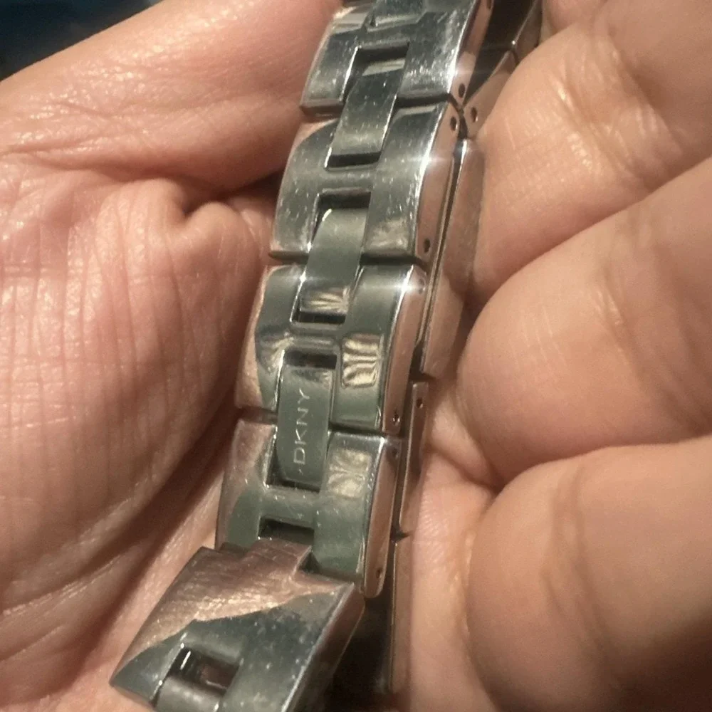 Working DKNY Women's Dainty Watch Steel Fancy Bracelet Rectangle‎ Dial 23mm 7.5